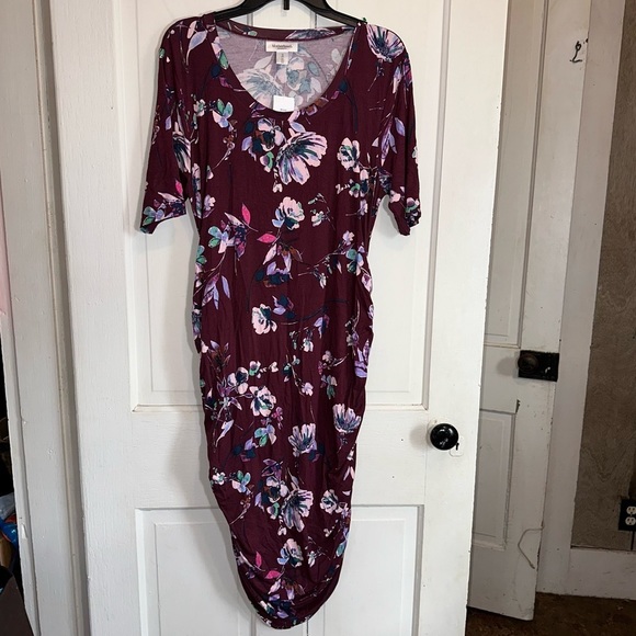 Motherhood Maternity Side Ruched Scoop Neck Half Sleeve Knee Length Dress 1X - Picture 3 of 7